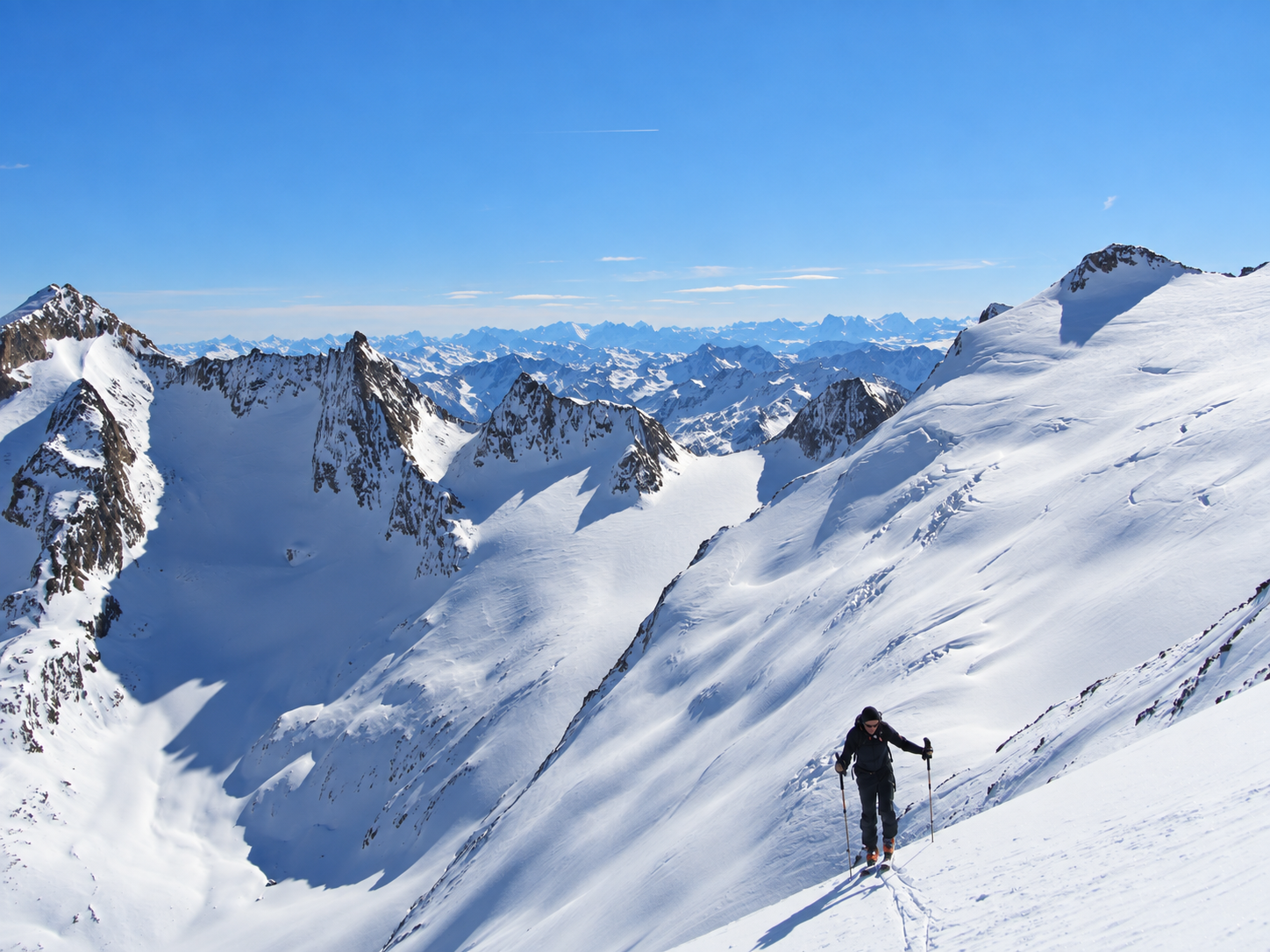 Skitourengeher am Vorderen Seelenkogel